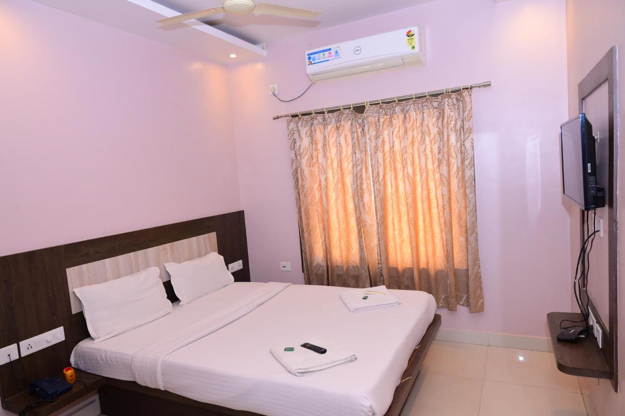 Mor Hotel Home Town -Lift- Wifi With Restaurant Facilities- Near Temple & Golden Beach Best Selling & Best Choice Of Travellers Puri Exterior photo